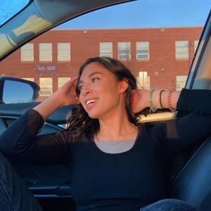 Meet your Posher, Hillary